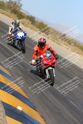 media/Dec-09-2023-SoCal Trackdays (Sat) [[76a8ac2686]]/Turn 3 Inside (1015am)/